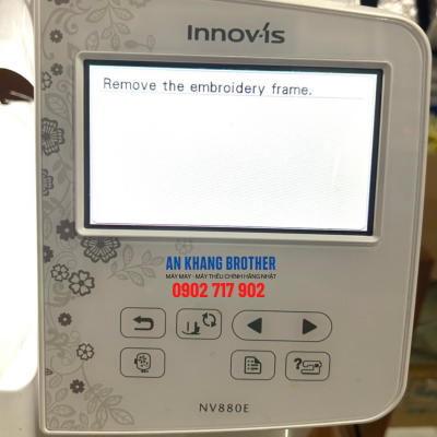 Remove the embroidery frame - Tháo khung thêu
