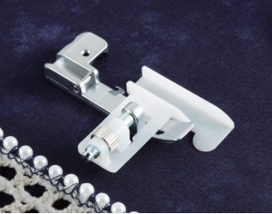 Chân vịt vắt sổ trang trí Brother SA211